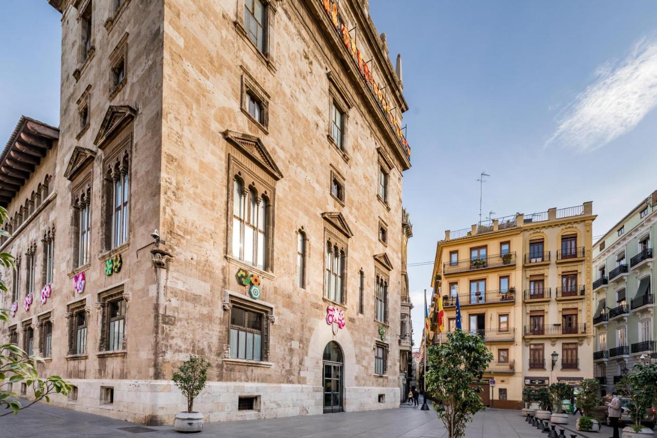 Travel Habitat Plaza De La Virgen València